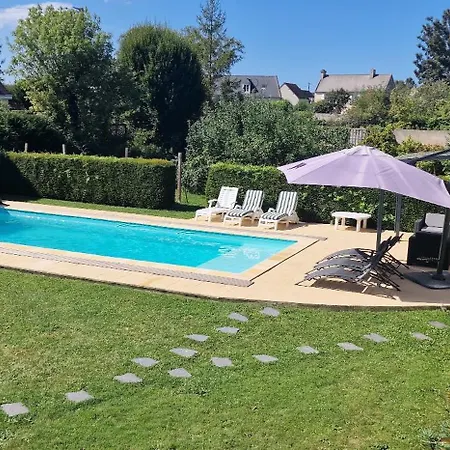 Dans Un Ecrin De Verdure * Le Manoir (Calvados)