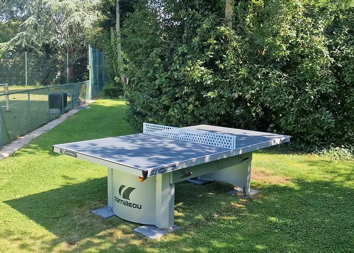 Dans Un Ecrin De Verdure * Le Manoir (Calvados)