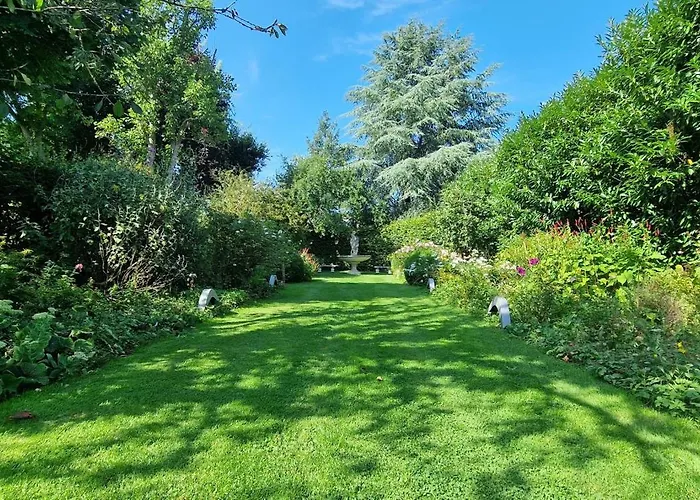 Dans Un Ecrin De Verdure شقة *