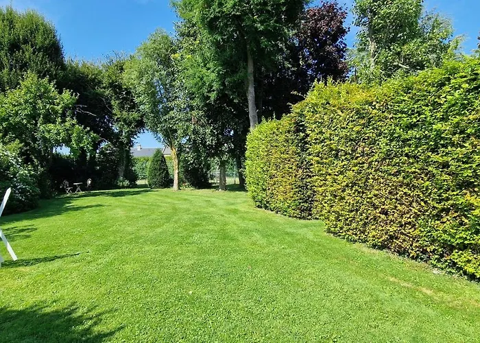 Dans Un Ecrin De Verdure شقة *